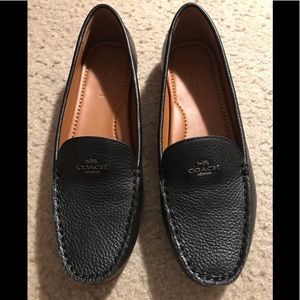 New Coach Loafers- Size 8B. Black basic !